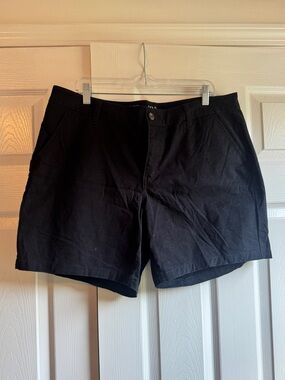 Women’s Old Navy Black Shorts  7 inch inseam